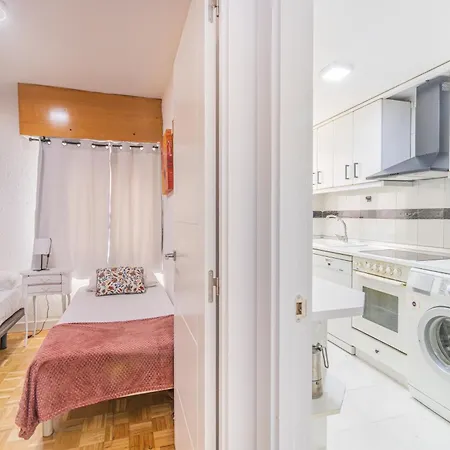 Your Large Family In Apartman *