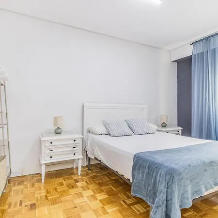 Your Large Family In Apartman *