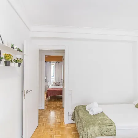 Your Large Family In * Zaragoza